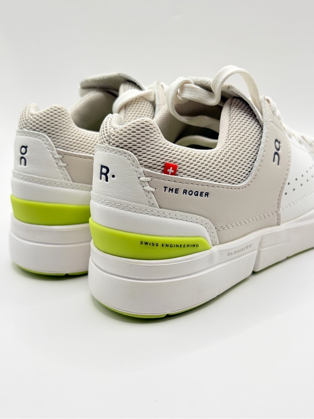 On Running The Roger White Low-Top Sneakers - Picture 5 of 7